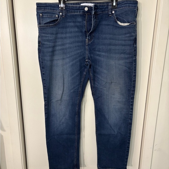 Calvin Klein Men's Blue Jeans - Picture 1 of 4
